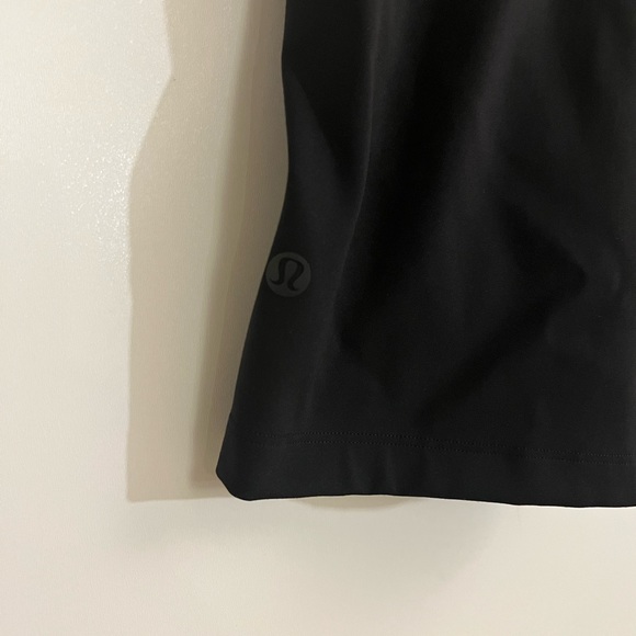 Lululemon On the Fly Short *2.5" Black 2 - Picture 14 of 16